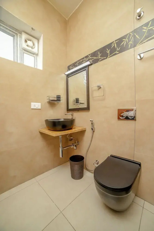 Ути: The Perfect Home Stay