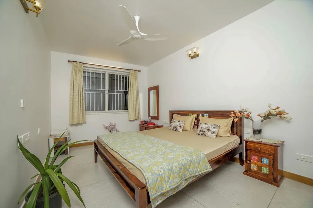 Ути: The Perfect Home Stay