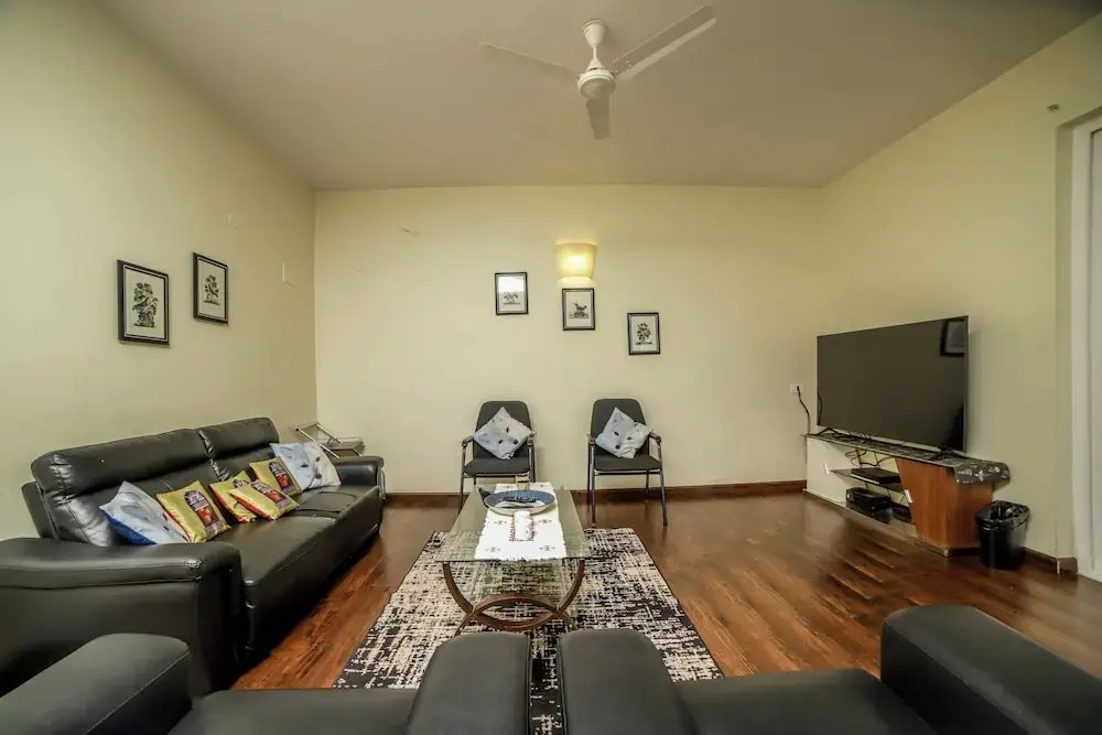 Ути: The Perfect Home Stay