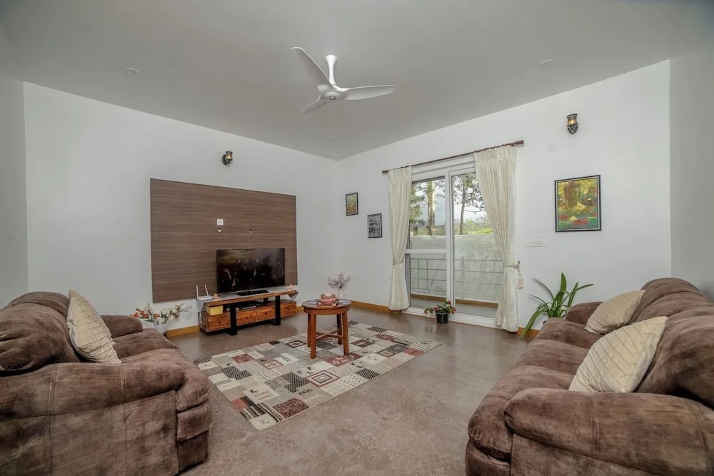 Ути: The Perfect Home Stay
