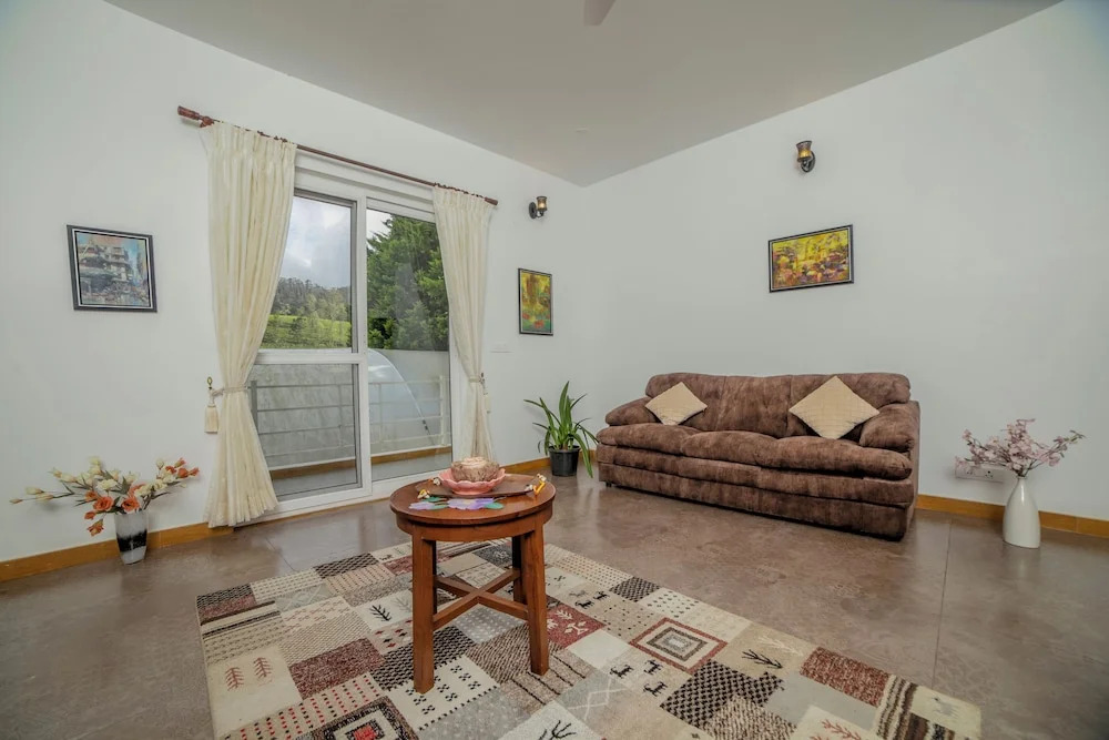 Ути: The Perfect Home Stay