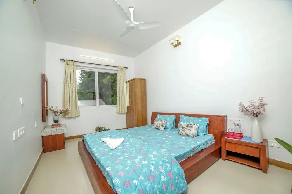 Ути: The Perfect Home Stay