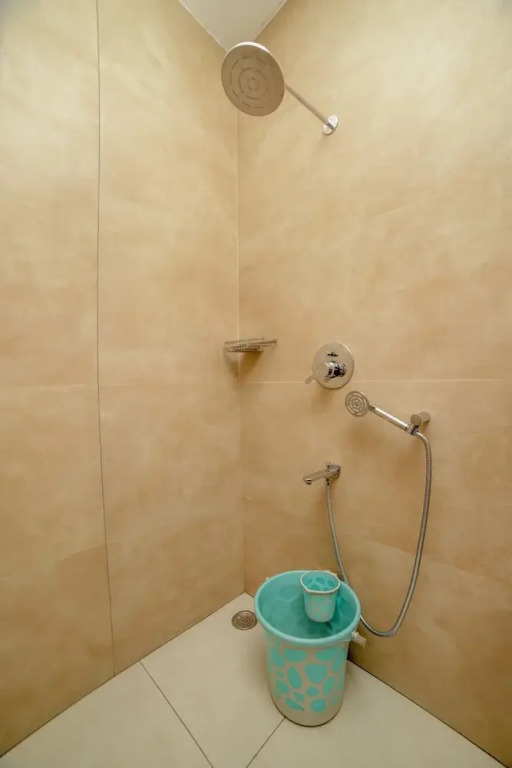 Ути: The Perfect Home Stay