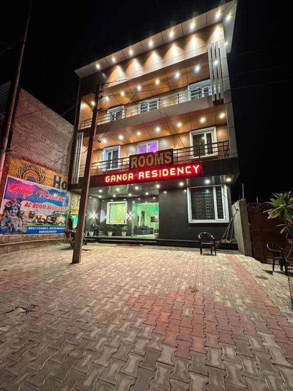 Вриндаван: The Ganga Residency