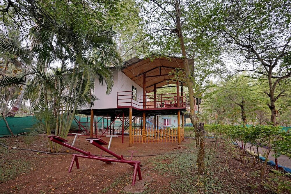 Ути: Hillside Spring Valley