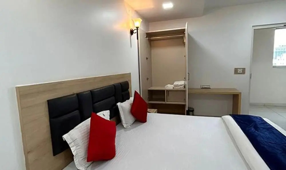 Хидерабад: FabHotel Prime Anika Suites
