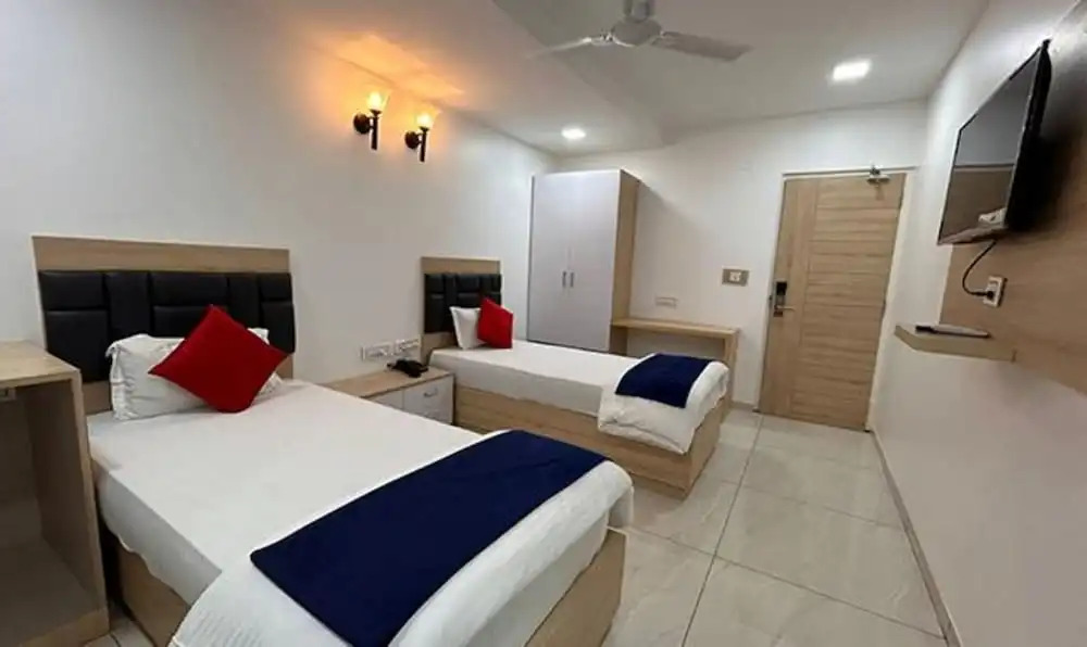 Хидерабад: FabHotel Prime Anika Suites