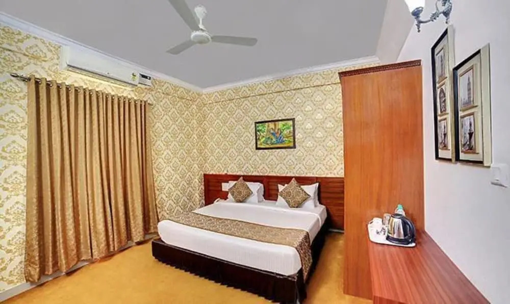Бангалор: FabHotel Prime Liverpool Blue