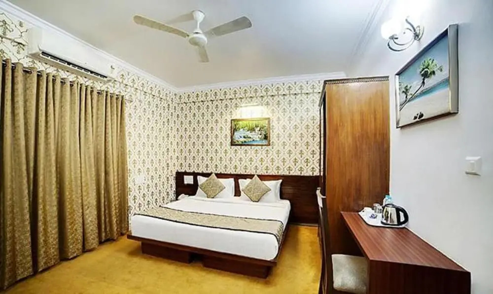 Бангалор: FabHotel Prime Liverpool Blue