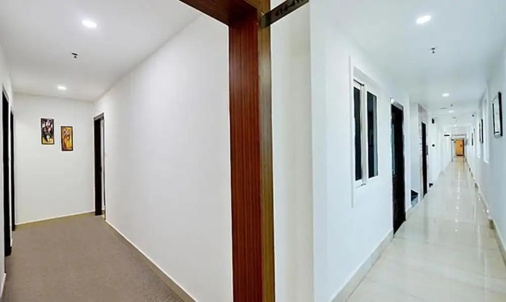 Бангалор: FabHotel Prime Liverpool Blue