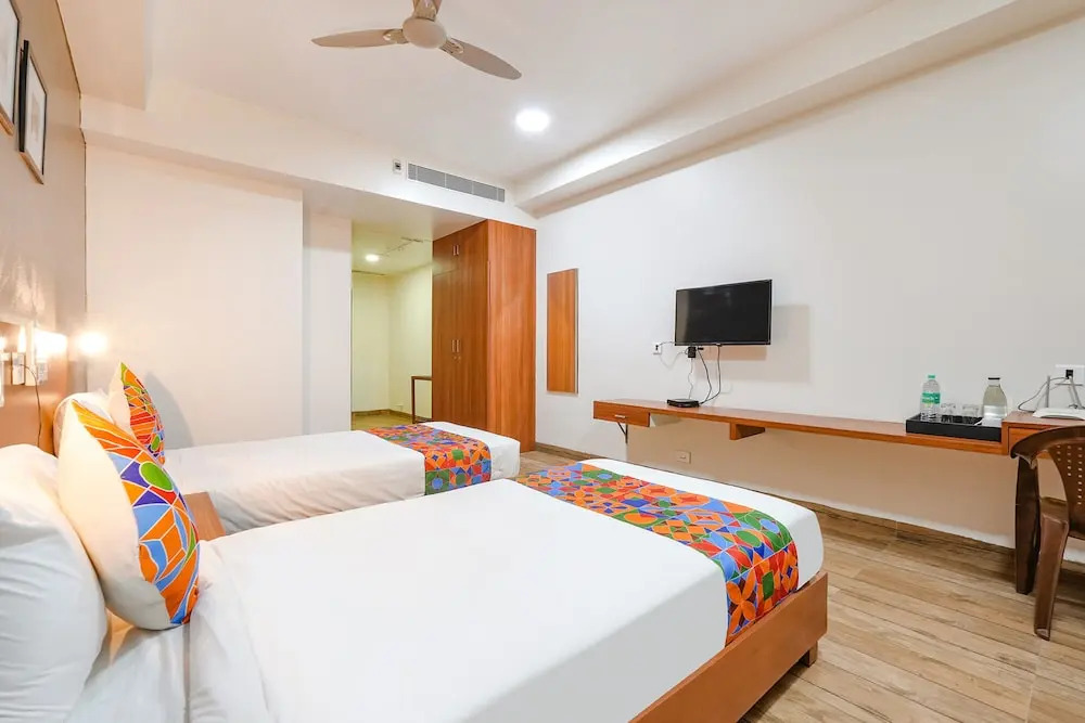Ченнаи: FabHotel D Square OMR