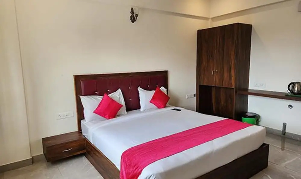 Бангалор: FabHotel KSP Kings Inn