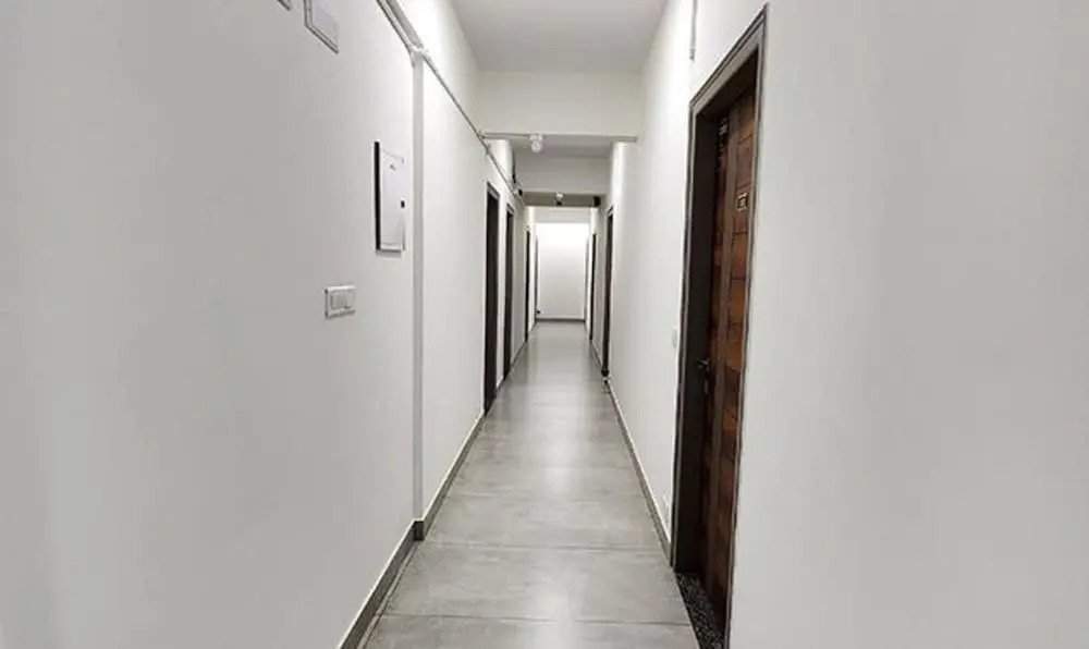 Бангалор: FabHotel KSP Kings Inn
