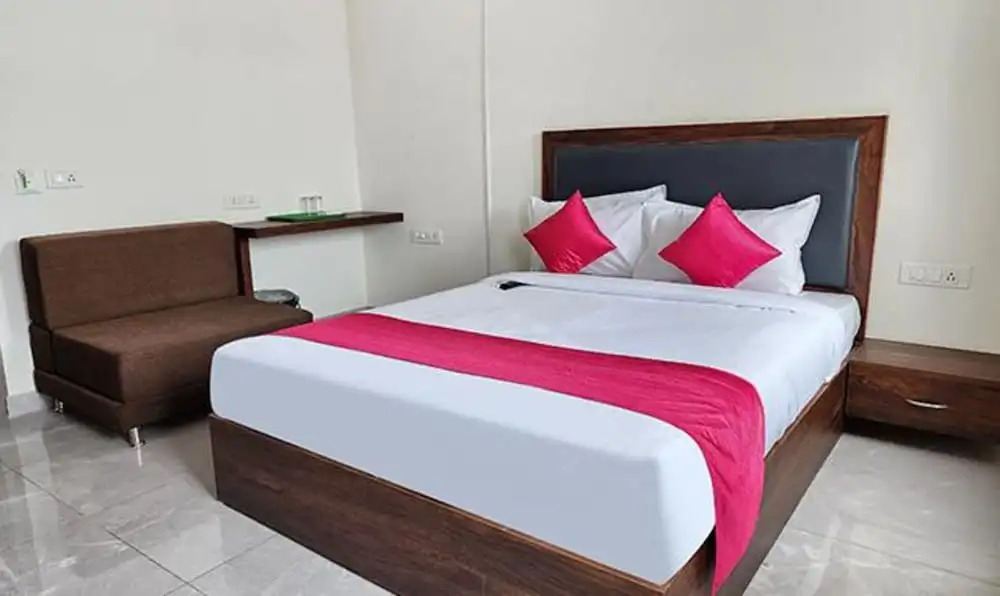 Бангалор: FabHotel KSP Kings Inn