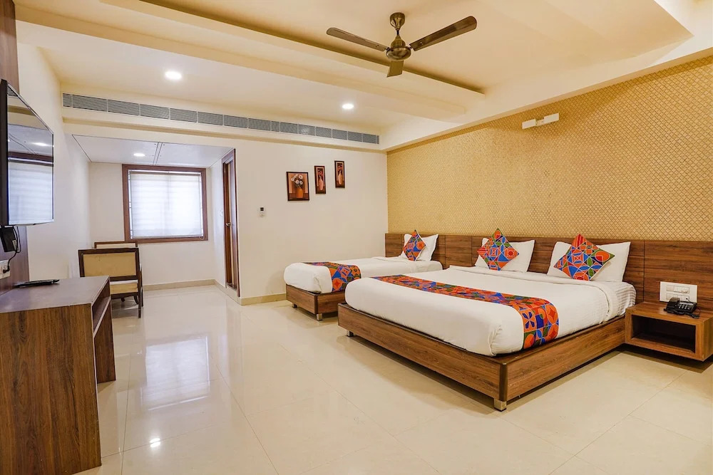 Бангалор: FabHotel Ginger Suites