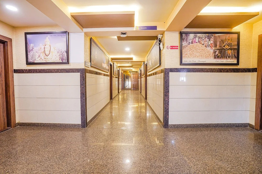 Бангалор: FabHotel Ginger Suites