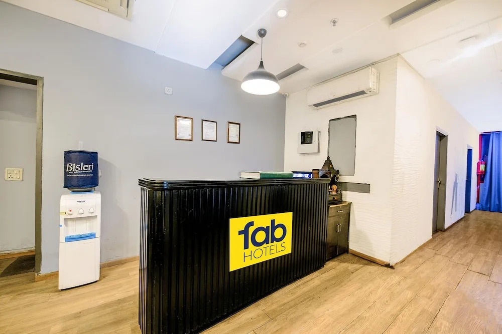 Нью-Дели: FabHotel Harsh Vihar