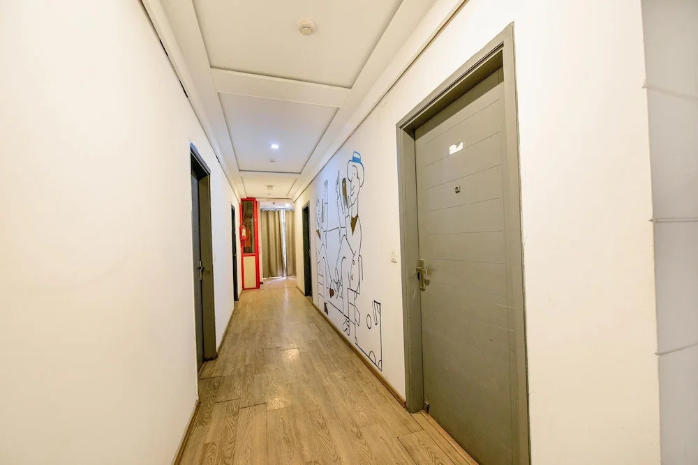 Нью-Дели: FabHotel Harsh Vihar
