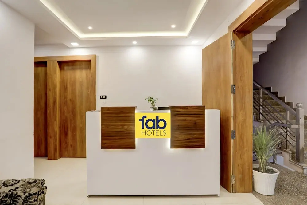 Бхопал: FabHotel Oriental