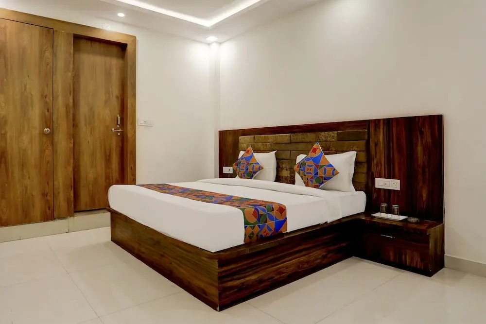 Бхопал: FabHotel Oriental