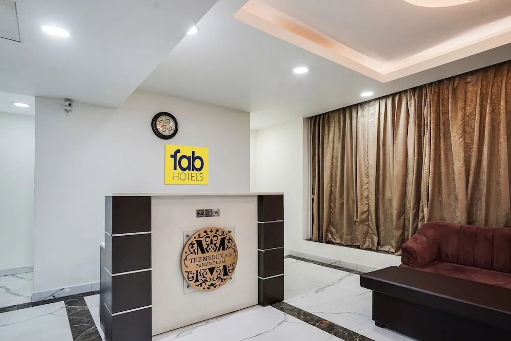Большая Нойда: FabHotel Prime Royals Orchard