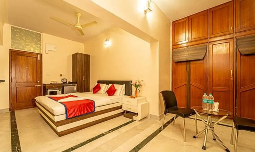 Бангалор: FabHotel Prime Seasons Suites HBR