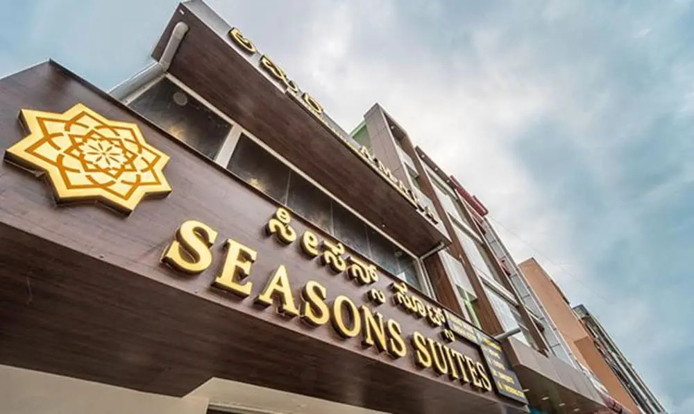 Бангалор: FabHotel Prime Seasons Suites HBR