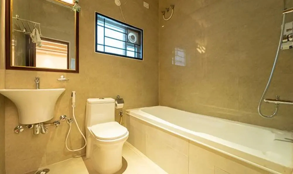Бангалор: FabHotel Prime Seasons Suites HBR