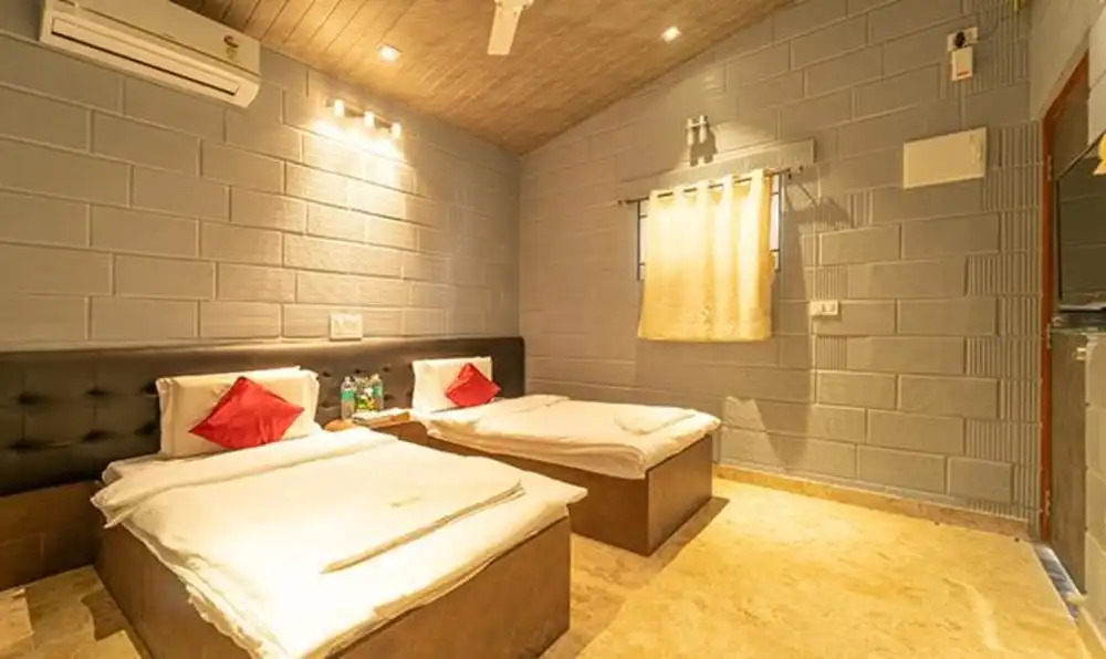 Бангалор: FabHotel Prime Seasons Suites HBR