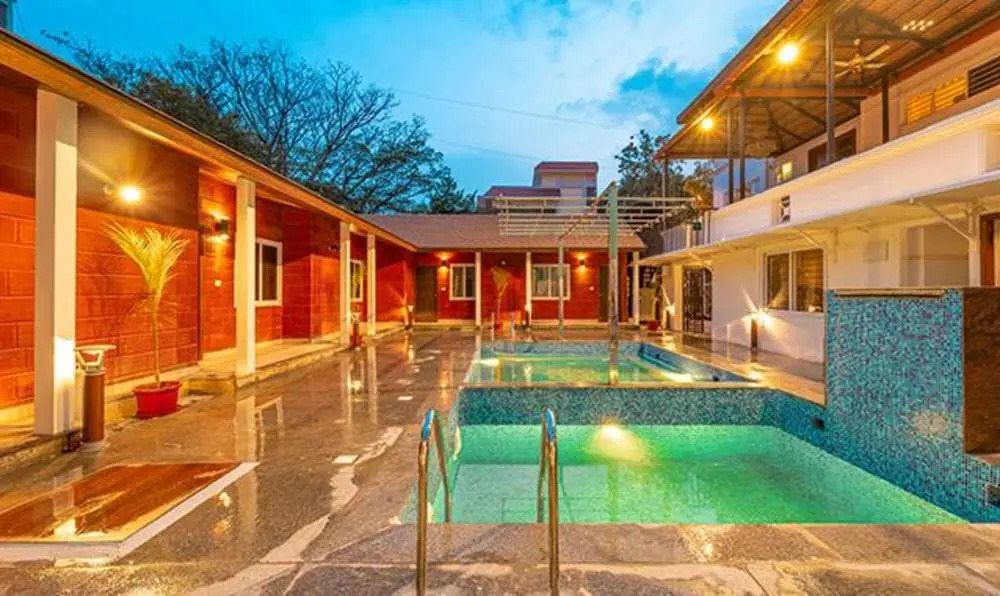 Бангалор: FabHotel Prime Seasons Suites HBR
