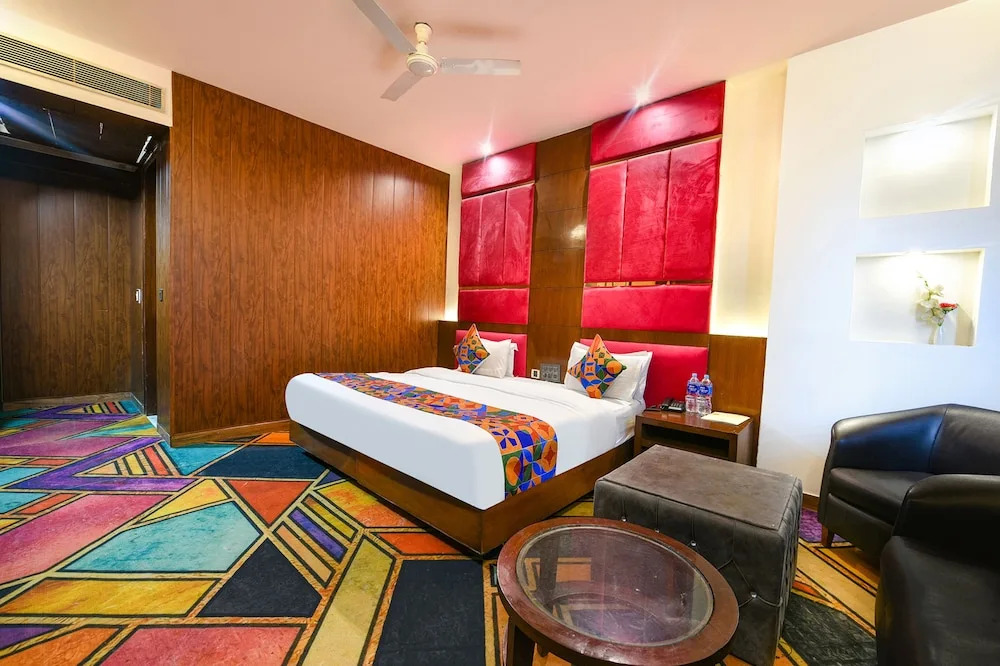 Фаридабад: Fabhotel Billionaire Inn