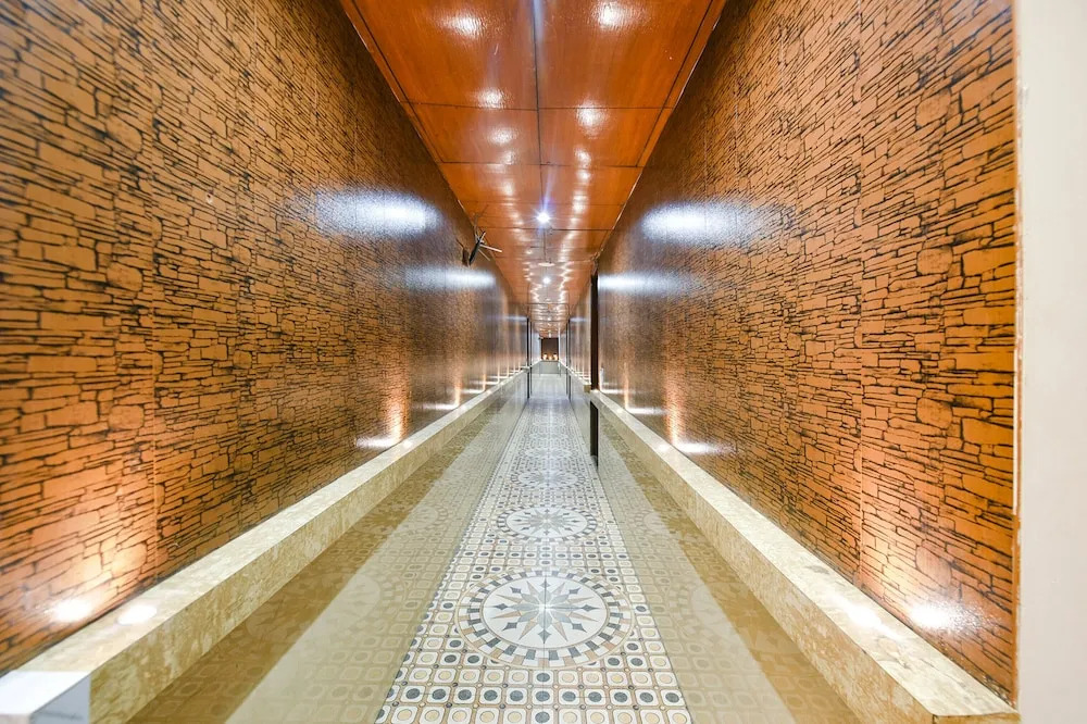 Фаридабад: Fabhotel Billionaire Inn
