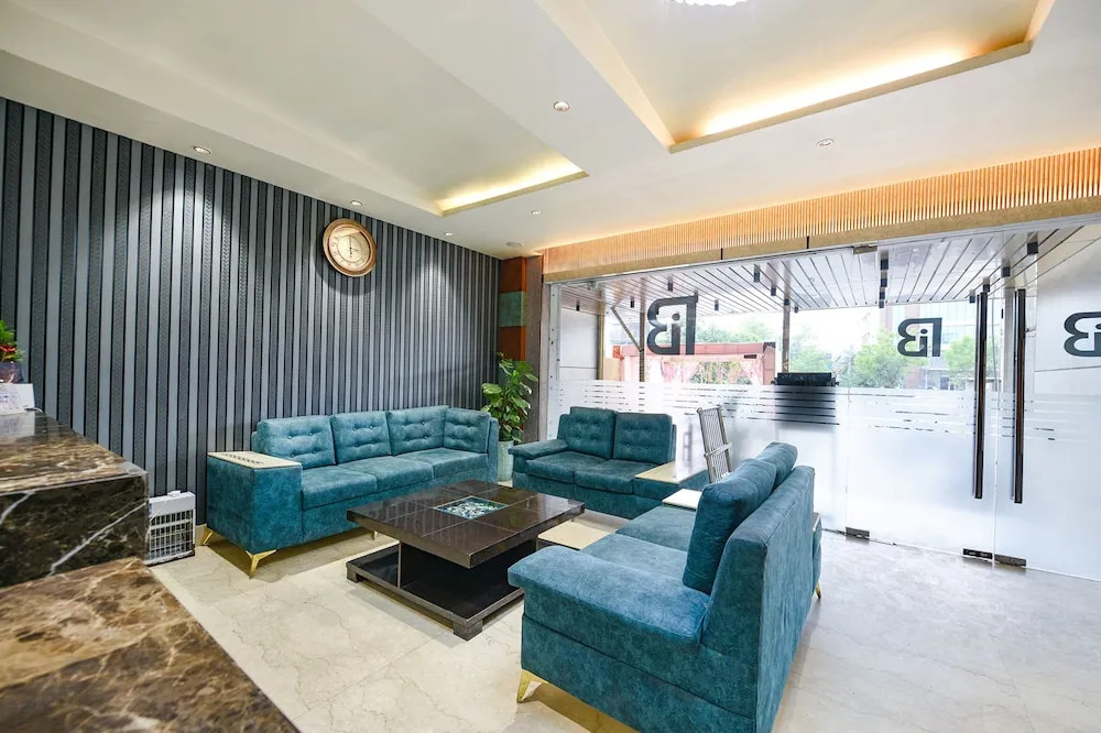 Фаридабад: Fabhotel Billionaire Inn