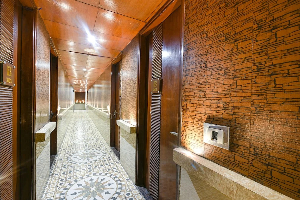 Фаридабад: Fabhotel Billionaire Inn