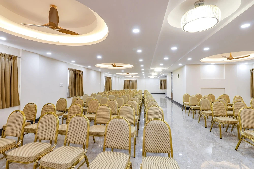 Бангалор: Fabhotel Sathya Comforts