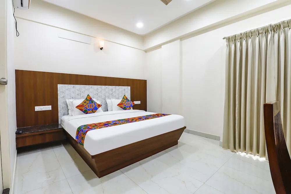 Бангалор: Fabhotel Sathya Comforts