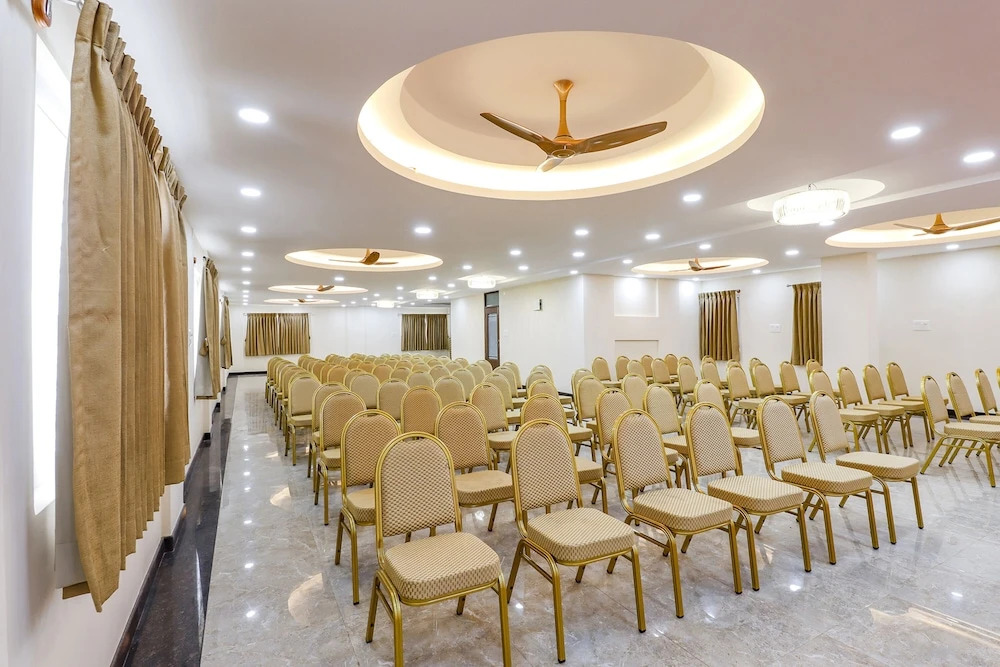 Бангалор: Fabhotel Sathya Comforts