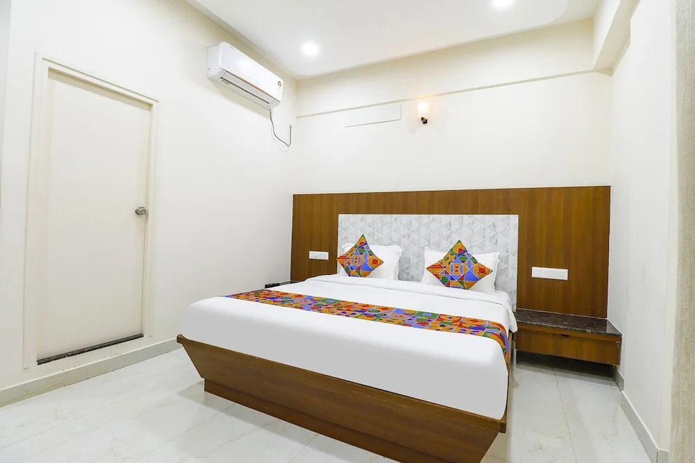Бангалор: Fabhotel Sathya Comforts