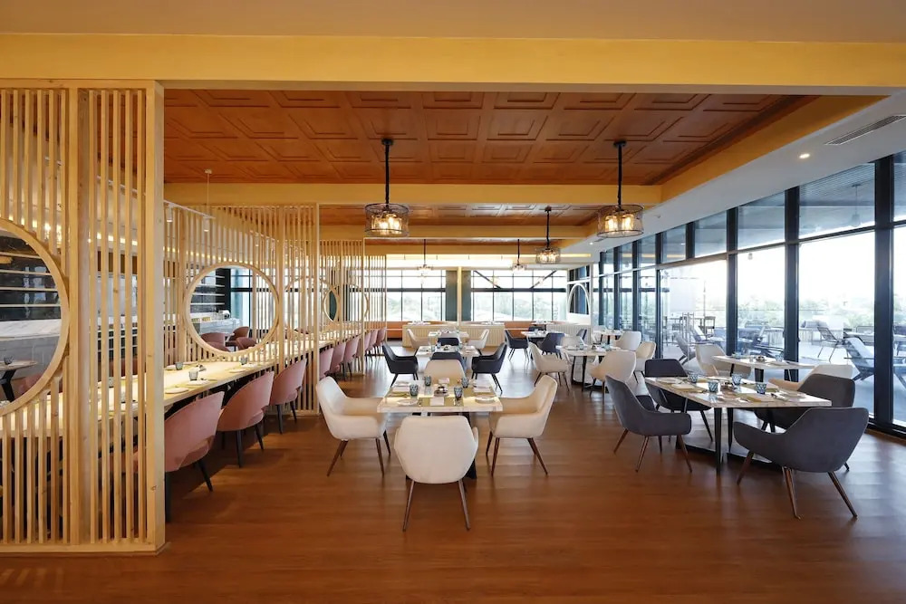 Ченнаи: Fortune Beach Resort ECR