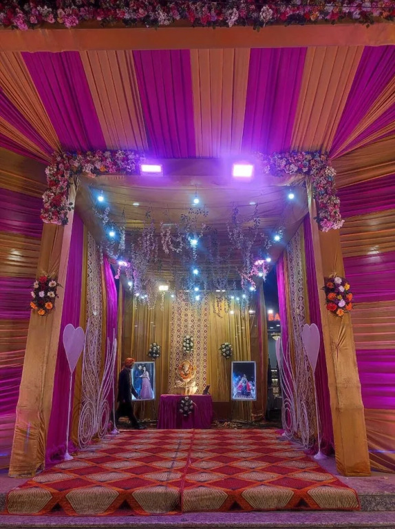 Барейлли: Shree Sai Lawns