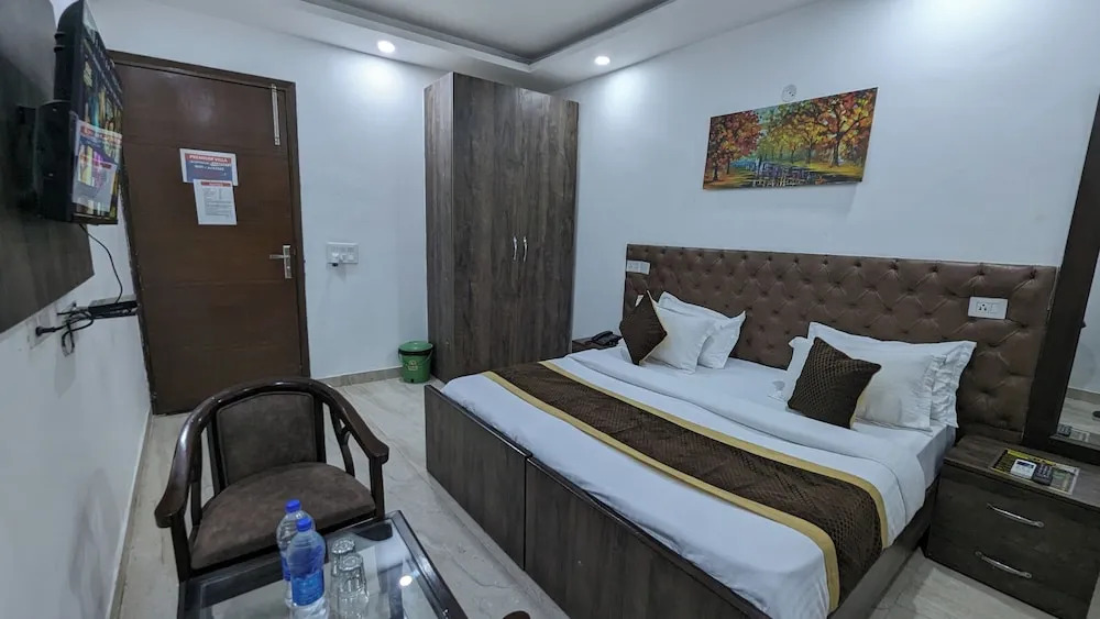 Нью-Дели: Hotel Aron By The Premium Villa
