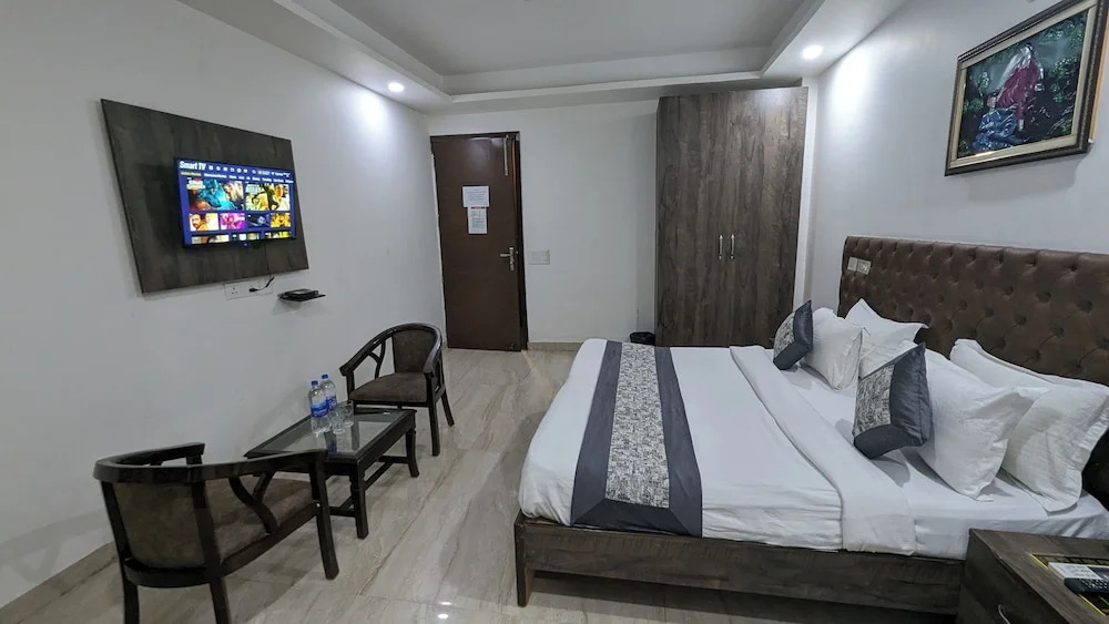 Нью-Дели: Hotel Aron By The Premium Villa