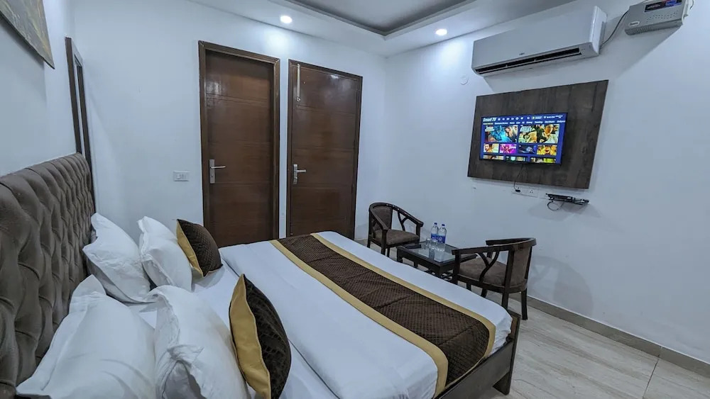 Нью-Дели: Hotel Aron By The Premium Villa