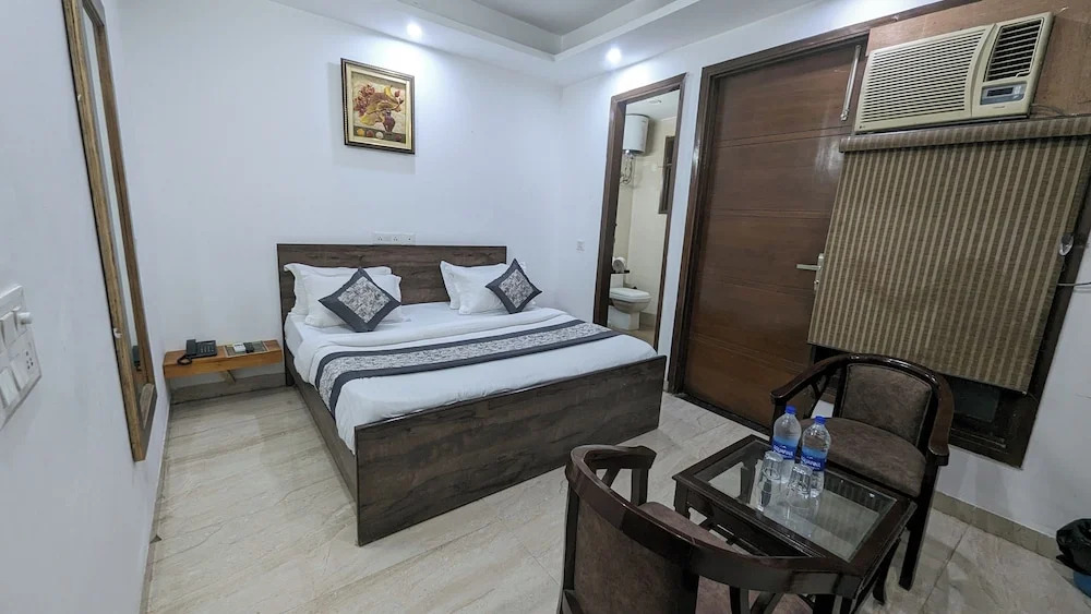 Нью-Дели: Hotel Aron By The Premium Villa