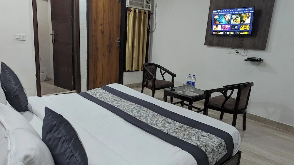Нью-Дели: Hotel Aron By The Premium Villa