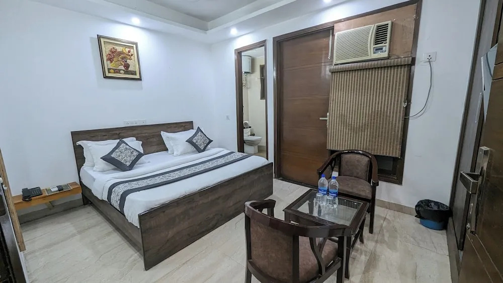 Нью-Дели: Hotel Aron By The Premium Villa