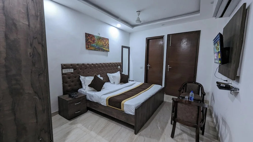 Нью-Дели: Hotel Aron By The Premium Villa