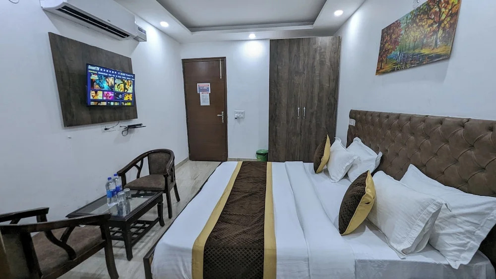 Нью-Дели: Hotel Aron By The Premium Villa