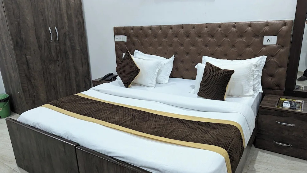Нью-Дели: Hotel Aron By The Premium Villa