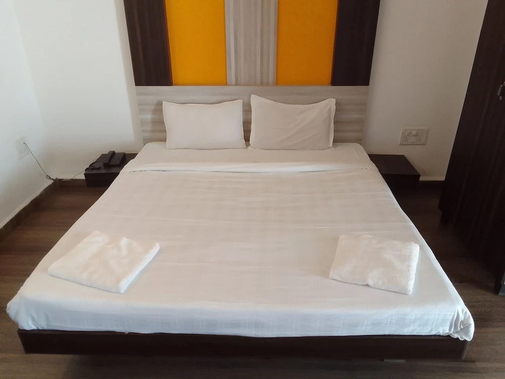 Верем: Hotel Baga Stays By Coral